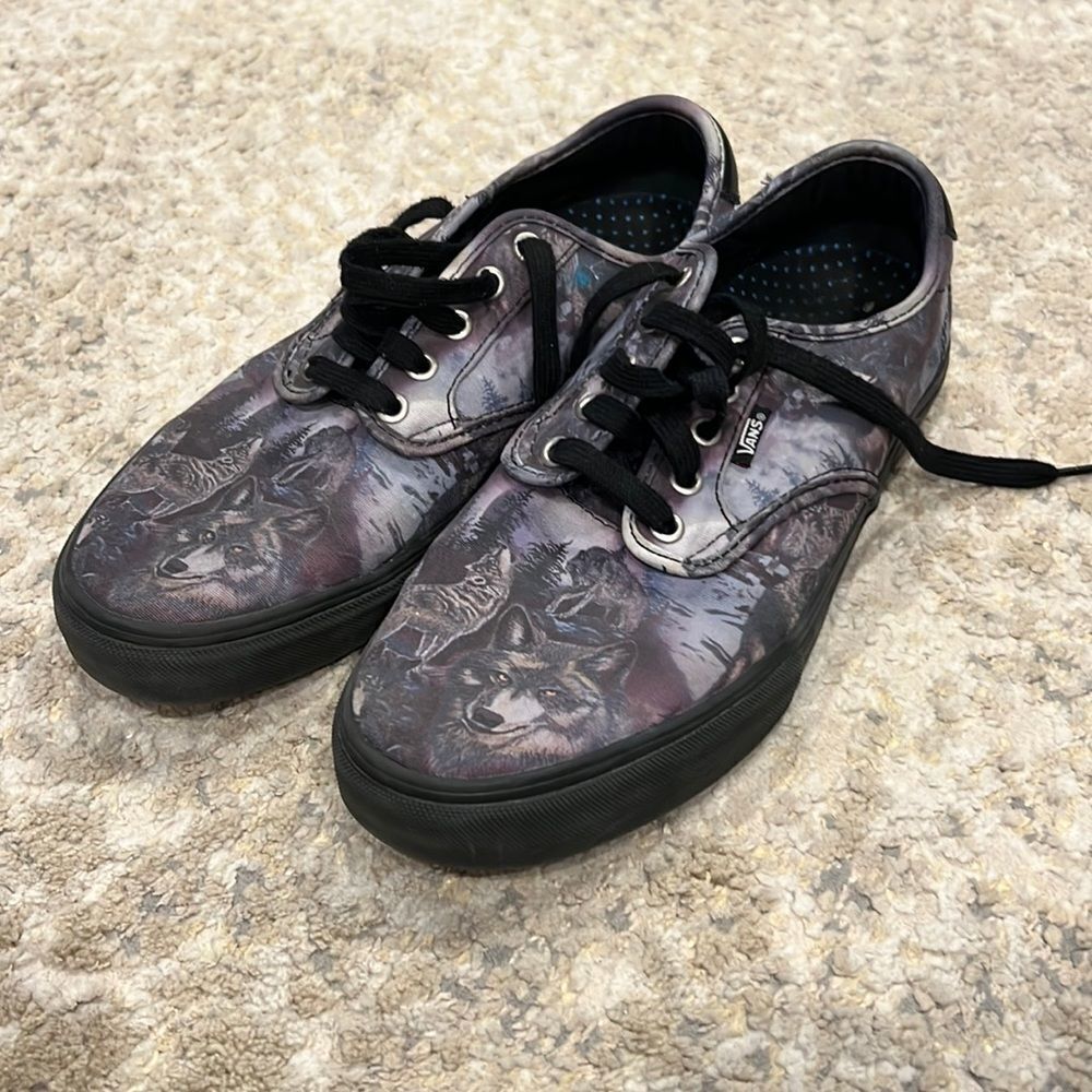 Vans Wolf print sneakers mens size 9 womens 10.5 GUC Chima Ferguson nature print